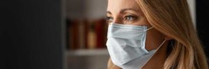 Woman counselor with face mask - Windward Way - Covid-19