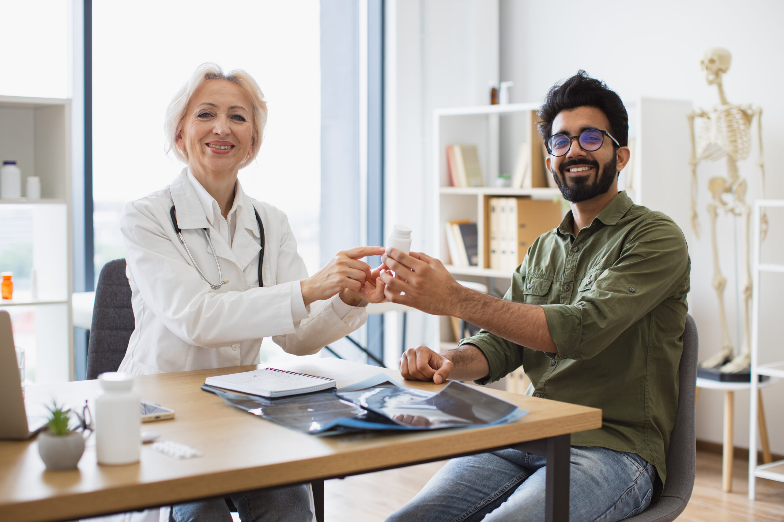 Why You Need an Outpatient Suboxone Program That Accepts Insurance